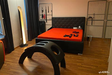 zofingen sex|Sex Clubs, Bordelle und Erotik Studios in Zofingen